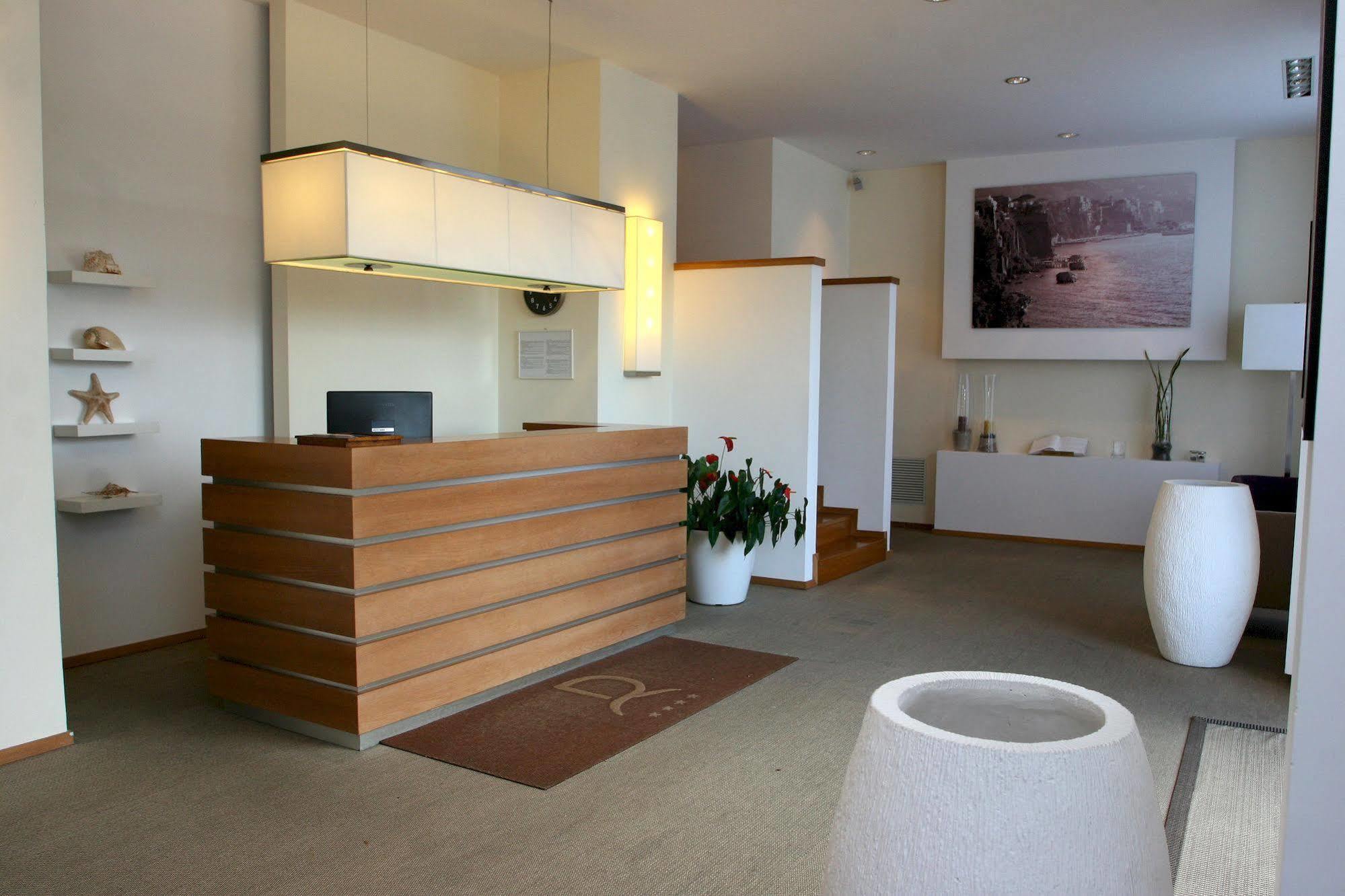 Rota Suites Sorrento Dış mekan fotoğraf