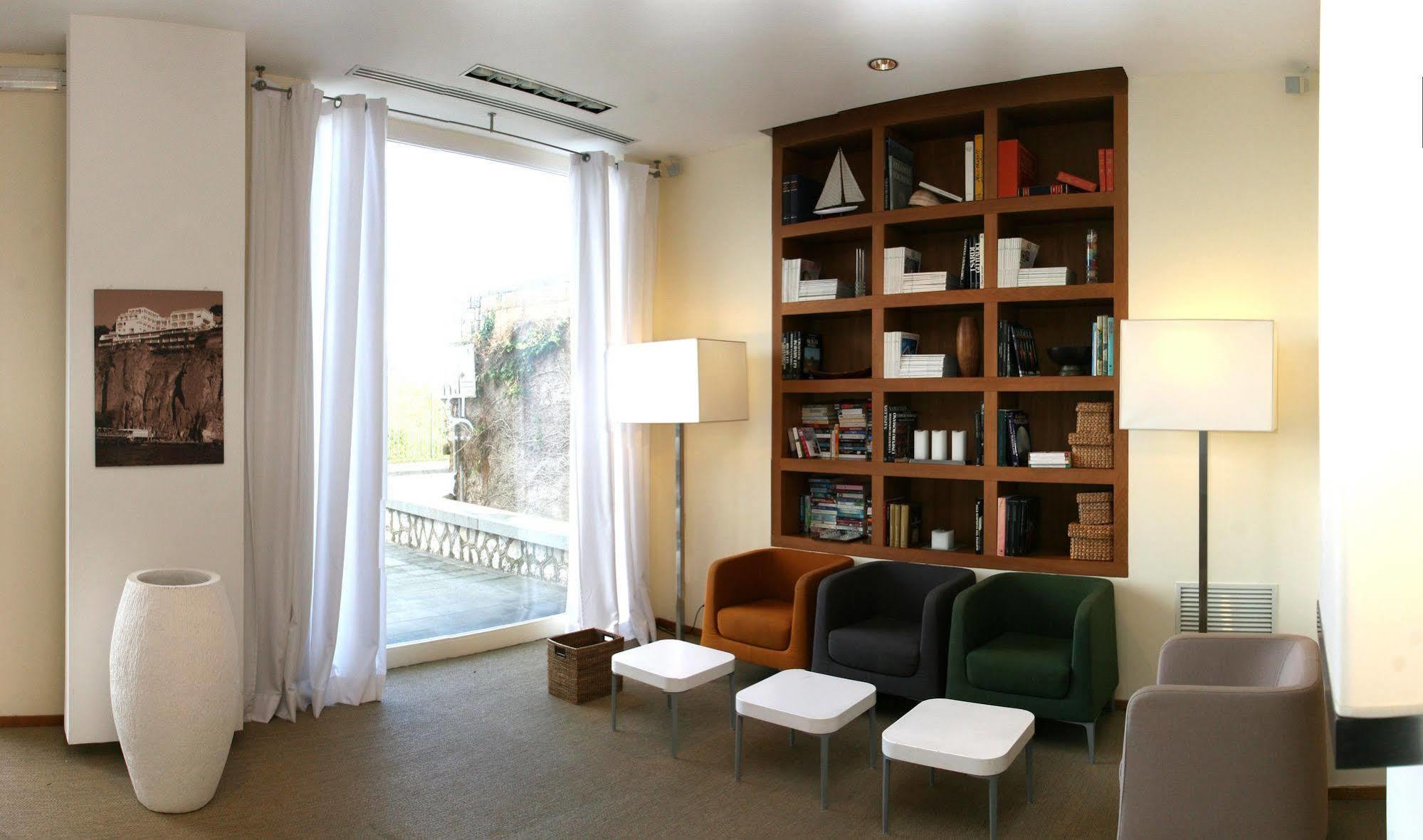 Rota Suites Sorrento Dış mekan fotoğraf